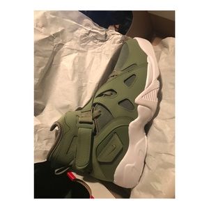 NIKE Air Unlimited